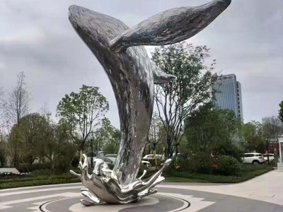 不锈钢金属大型鱼雕塑景观摆件定制案例