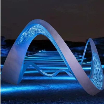 不锈钢飘带雕塑镜面造型异形景观摆件小品