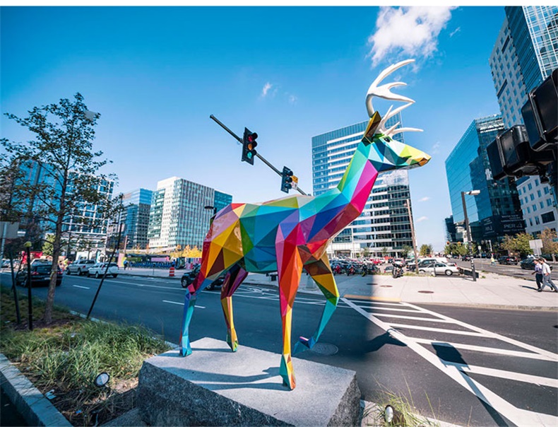 园林景观玻璃钢鹿雕塑摆件抽象几何长颈鹿户外大型楼盘售楼部装饰
