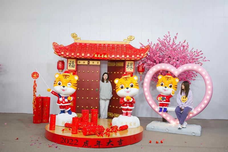 2022年虎年商业美陈玻璃钢雕塑DP点 2022年虎年商业美陈玻璃钢雕塑DP点