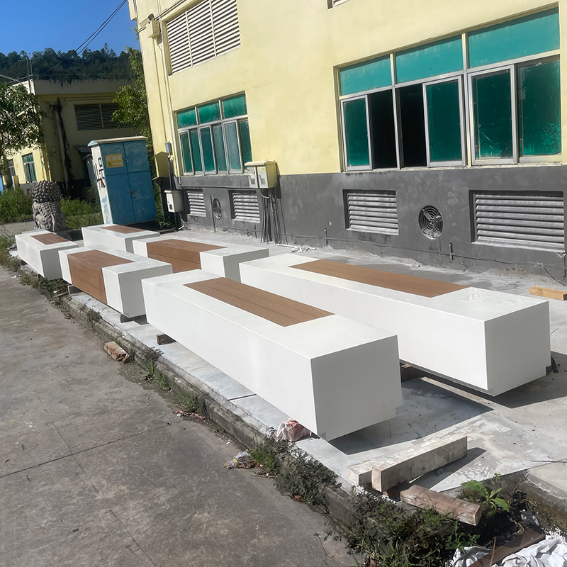 UHPC混凝土木面坐凳水磨石GRC长条景观座椅 UHPC混凝土木面坐凳水磨石GRC长条景观座椅